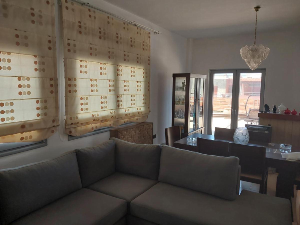 Passatempo Casa - 3 Bedroom Apartment Close To The Swimming Pool Gerani  Esterno foto