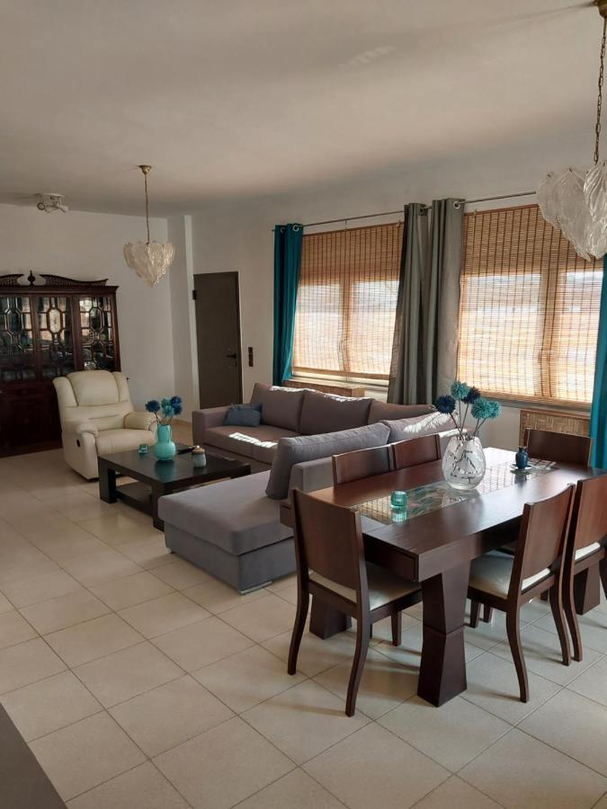 Passatempo Casa - 3 Bedroom Apartment Close To The Swimming Pool Gerani  Esterno foto