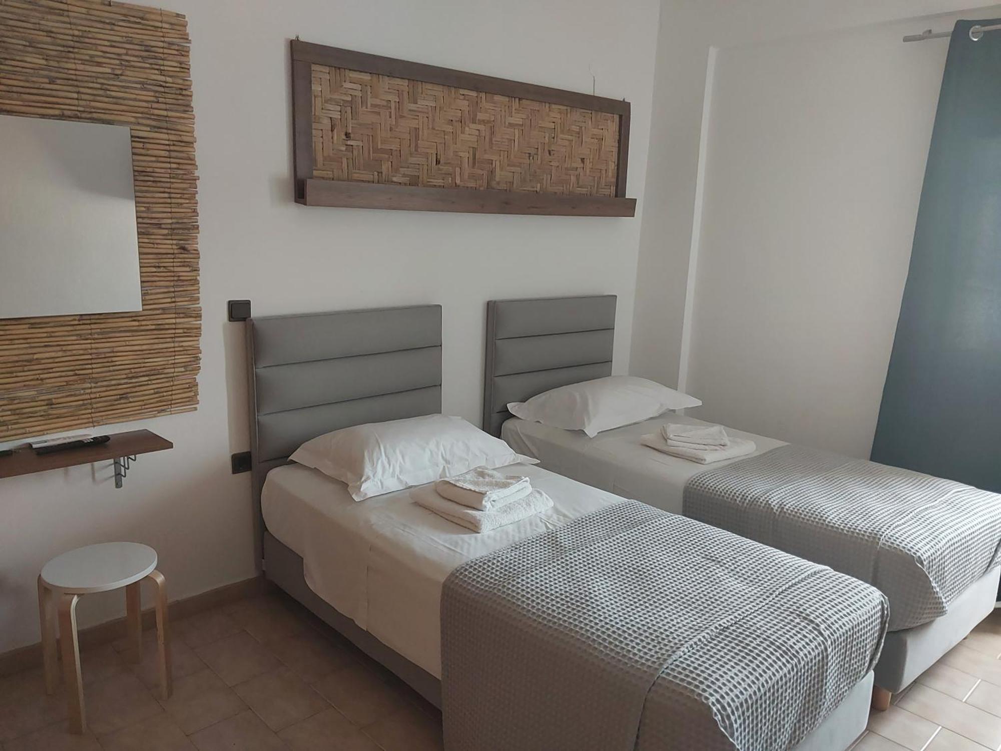 Passatempo Casa - 3 Bedroom Apartment Close To The Swimming Pool Gerani  Esterno foto